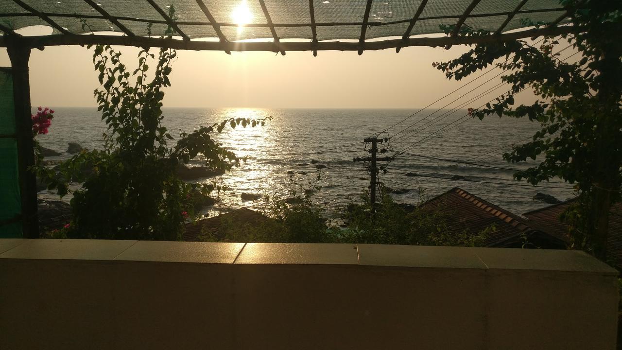 Pitruchaya Cliff Stay Arambol Exterior photo